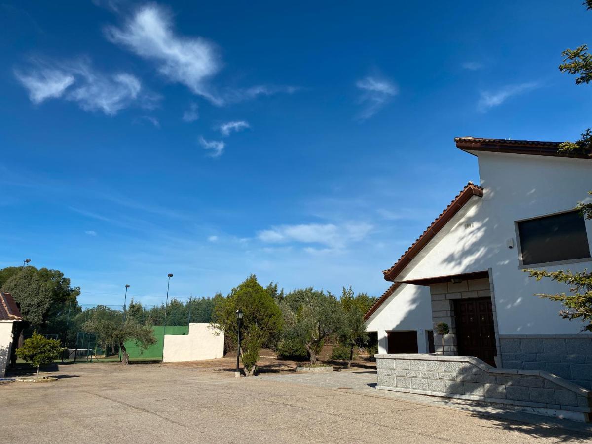 Villa Blanca Con Piscina A 15 Minutos De Toledo - Apartamentos Aloha Toledo Olías del Rey Exterior foto